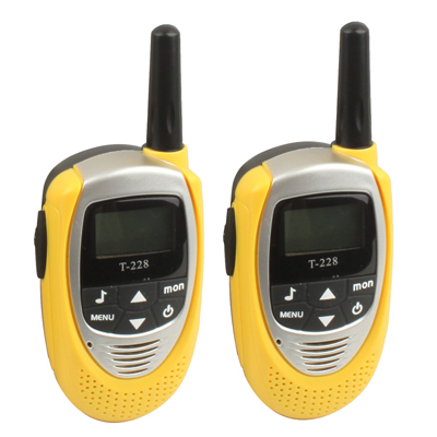 Walkie Talkie, Support 8 channels, Scan Channel and Monitor Function, Frequency range: 400-470MHz (2pcs in one packaging, the pr - Click Image to Close